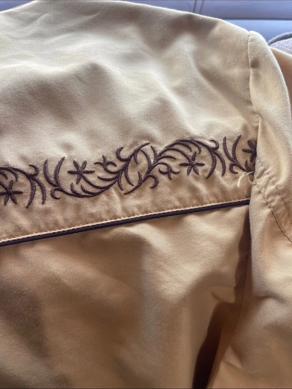 Men's Embroidered Lightweight Shirt Jacket in Tan